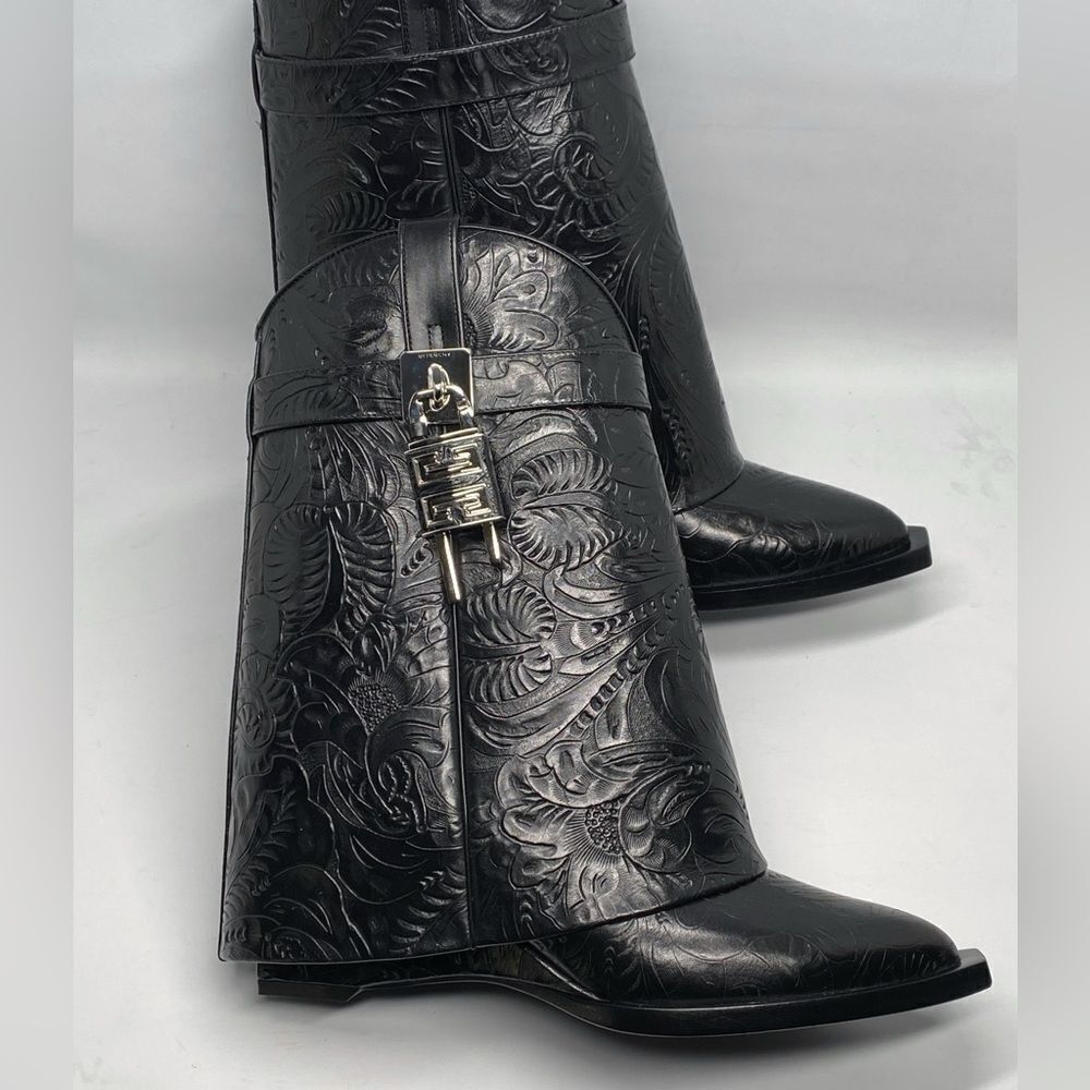 Givenchy Shark Lock Cowboy Ankle Boots In Western Leather size 39 - Picture 13 of 16